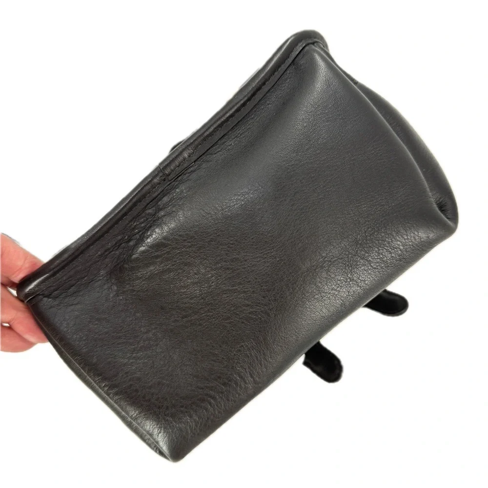 COACH Black Leather Turnlock Drawstring Daypack Backpack Style 9960 Vintage 90s - Picture 9 of 17